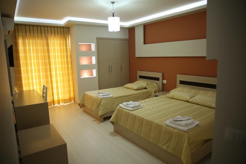 Hotel Pogradeci Номер фото