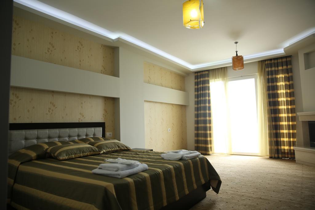 Hotel Pogradeci Номер фото